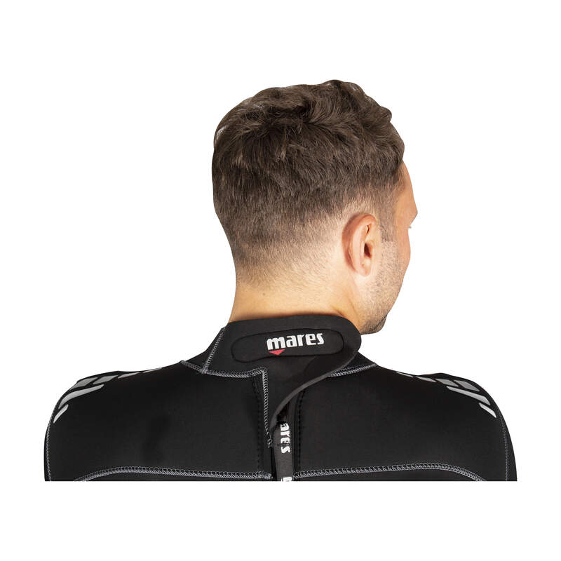 Person wearing a black wetsuit with Mares branding on a white background