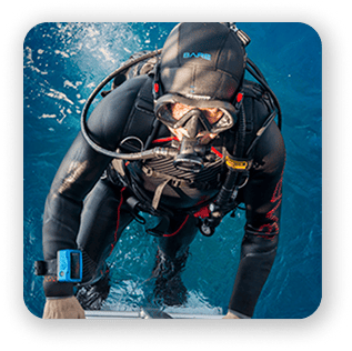  Wetsuits / Drysuits